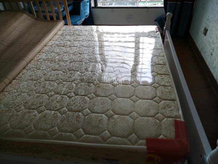 床墊塑料膜要不要撕？真相原來(lái)是這樣！