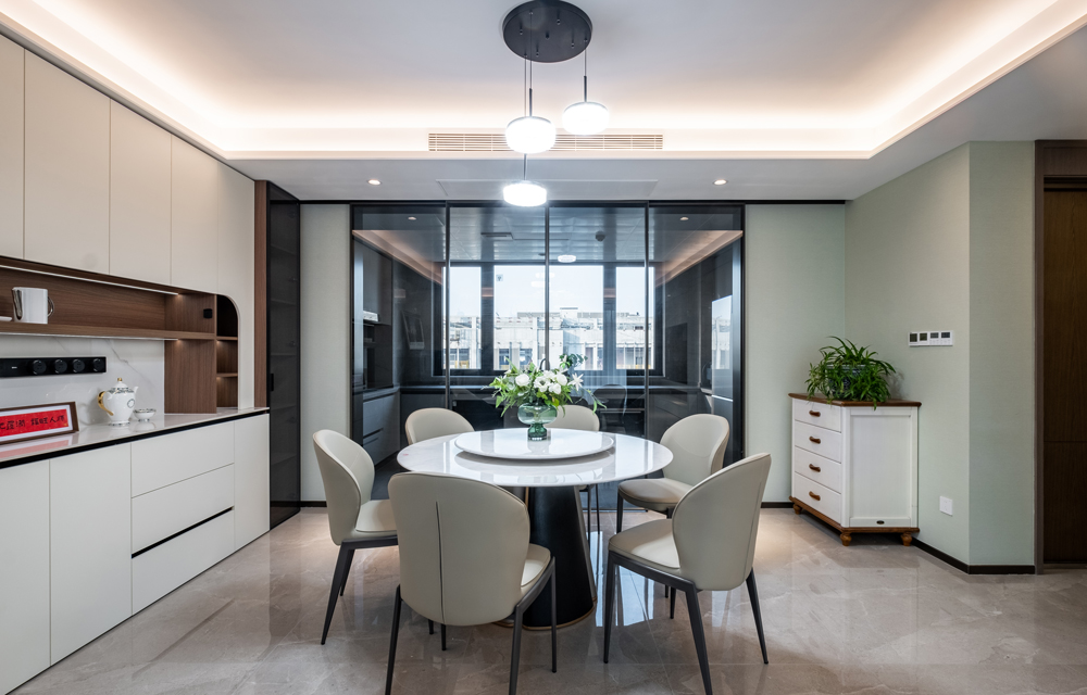 汀岸辰風(fēng)里 200㎡ 現(xiàn)代風(fēng)格